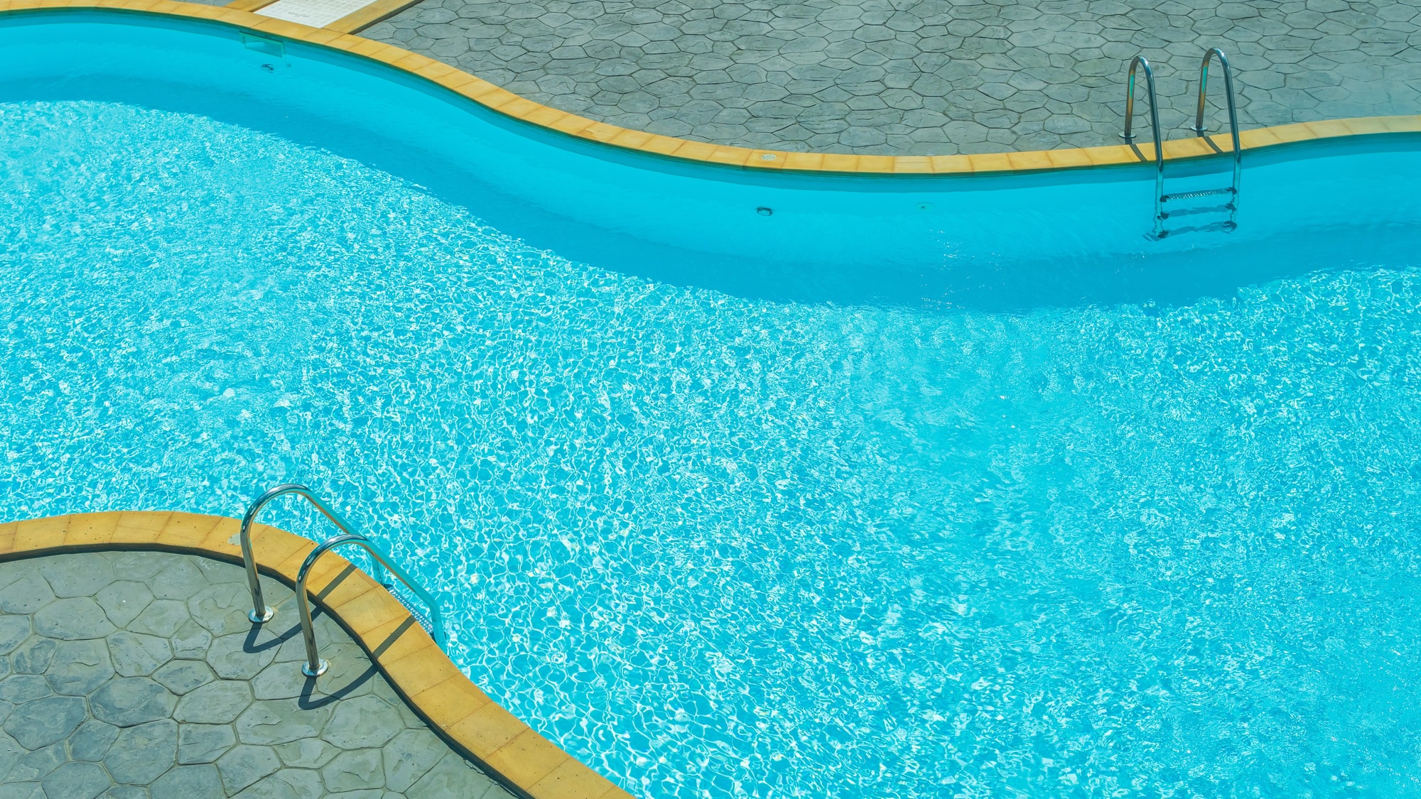 Empty swimming pool